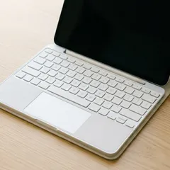 Inateck iPad A16 第11世代/第10世代用 日本語配列キーボードケース